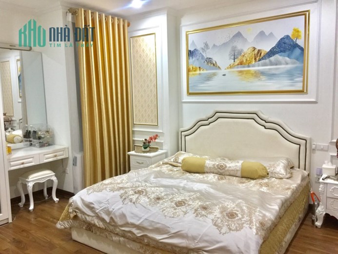 Chính chủ cần bán gấp căn 3pn2vs 103m Cửa TN ban công TB 3,6tỷ Phú Thịnh GreenPark