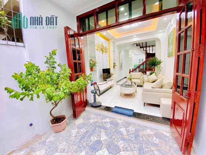 CHÍNH CHỦ BÁN NHÀ PHỐ TRẦN QÚY CÁP - 55M2,6T, DOAN THU 40TR 1 THÁNG. 4.9 TỶ.