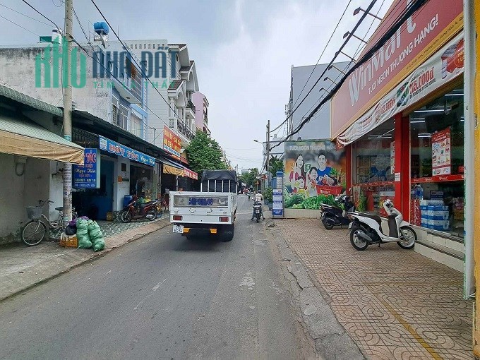 Bán nhà mât tiền KD Ấp Chiến Lược, BHHA, Bình Tân, 60m2, 2 tầng. 5.2 tỷ
