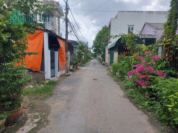 CHÍNH CHỦ CẦN BÁN NHANH Lô Đất Địa Thế Đẹp Gần Biệt Thự Mai Lương, Huyện Long Hồ, Vĩnh Long
