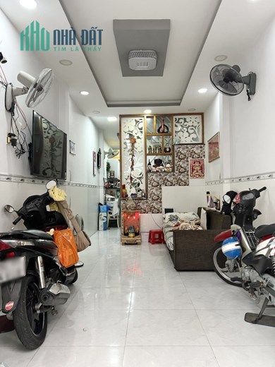 Nhà mới 2 tầng sát đường Liên Tỉnh 5 P5Q8 - Giá : 3.3 Tỷ