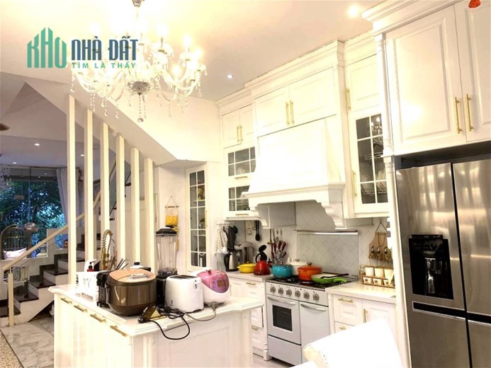 Bán mảnh đất vàng 52m-Lô góc Thái Thịnh, Đống Đa-Phù hợp xây CCMN, Gara Ô tô vào nhà 7 Tỷ.