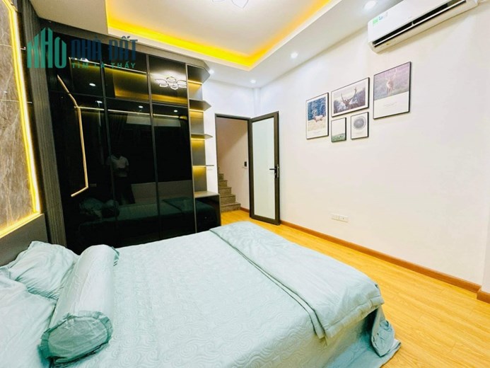 BÁN NHÀ ĐÔNG NGẠC MỚI ĐẸP 5 TẦNG Ở NGAY FULL NỘI THẤT 45M ,MT3.9M VIEW HỒ ĐIỀU HÒA CHỈ HƠN 3 TỶ