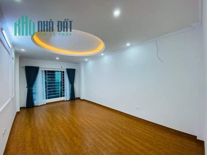 BÁN NHÀ ĐẸP 6 TẦNG CẦU THANG MÁY TRUNG TÂM NGÃ TƯ SỞ QUẬN THANH XUÂN DT:45M2 MT:4M 4 PHÒNG NGỦ +