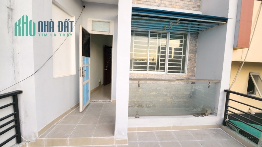 Nhà Mặt tiền NB Dương Bá Trạc P2Q8  Giá 13 triệu/Tháng