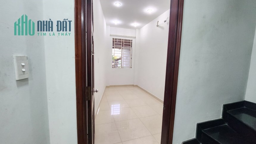 Nhà Mặt tiền NB Dương Bá Trạc P2Q8  Giá 13 triệu/Tháng