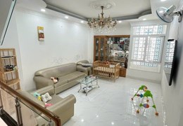 Bán nhà đường số 45, 4 tầng, 4x13m, giá 8.5 tỷ