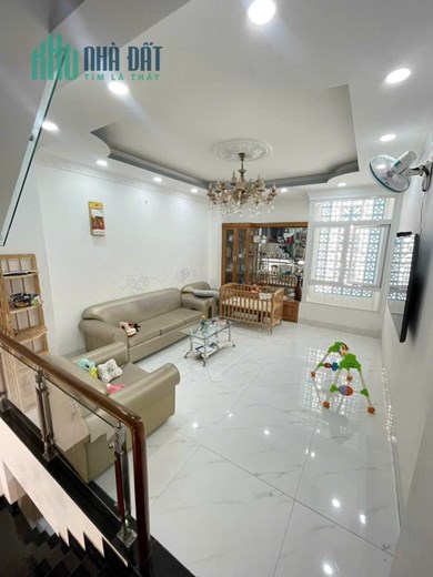 Bán nhà đường số 45, 4 tầng, 4x13m, giá 8.5 tỷ