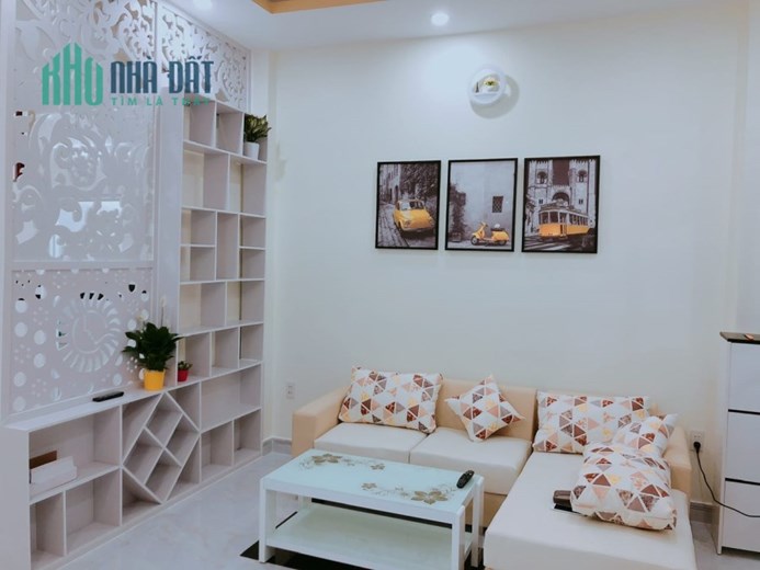 BÁN GẤP NHÀ THỦ ĐỨC XE HƠI VÀO NHÀ - NHÀ ĐẸP 1T2L 75m2 NHỈNH 5 TỶ