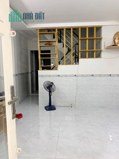 Nhà thuê nhà mới 3 tầng gần MT Phạm Thế Hiển P4 Q8 giá 10tr