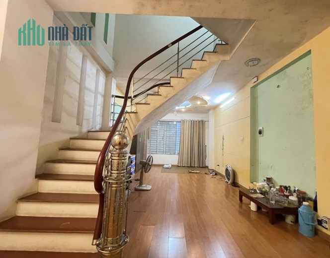 SIÊU HIẾM CHÙA LÁNG - NHỈNH 4 TỶ - NHÀ ĐẸP DÂN XÂY 5T, 40M2