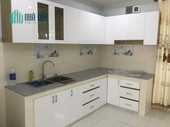 < BÁN NHÀ > Căn Nhà Vị Trí Đẹp Tại Bến Lức, Long An