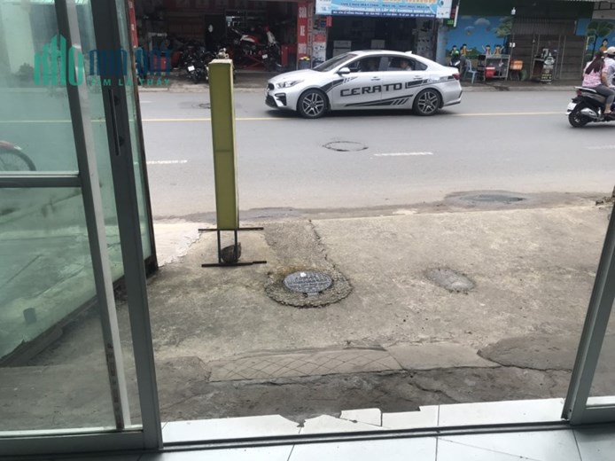 CẦN SANG NHƯỢNG MẶT BẰNG NHÀ NGUYÊN CĂN VÀ THANH LÝ TỦ