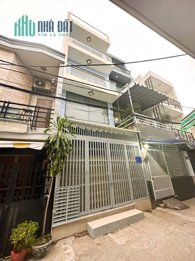 NHÀ 5 TẤM ĐẸP - VIEW LANDMARK 81 - VỊ TRÍ ĐẸP.