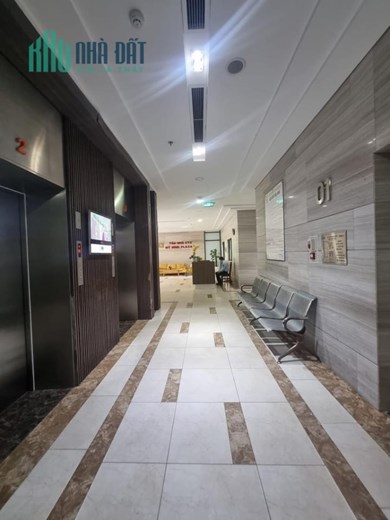 Bán chunng cư Mỹ Đình Plaza 2 - 135m, Căn góc, giá tốt, Slot ô tô, 3 ban công thoáng sáng