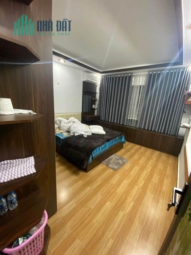 Bán nhà đường Ngô Gia Tự, 48m 4 tầng ngõ ô.tô đỗ cửa 24h GIÁ 4.4 tỉ