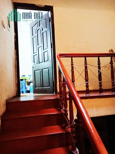 Nhà Nguyễn khoái, Hoàng Mai 60M2*5 Tầng giá 3.05 Tỷ có sân để ô tô