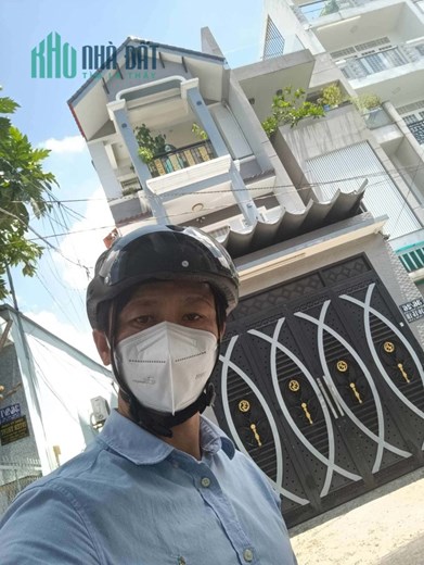 Bán gấp nhà Hẻm xe tải 3 tầng 72m2 Thoại Ngọc Hầu, Tân Phú chỉ 6.9 tỷ TL.