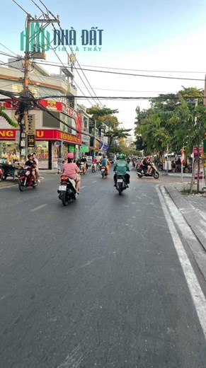 Nhà 2 tầng tặng full nội thất xịn xò - 10m ra mặt tiền đường 37 Tân Quy - Quận 7 . giá 5 tỷ