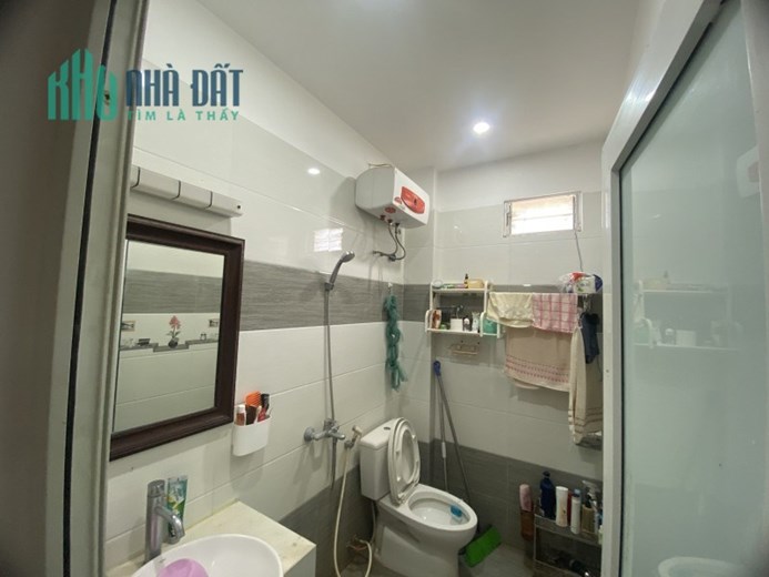Bán nhà Nguyễn Văn Linh ,Long Biên 47 m2 ,4 tầng ,MT 3.7m giá nhỉnh 4 tỷ