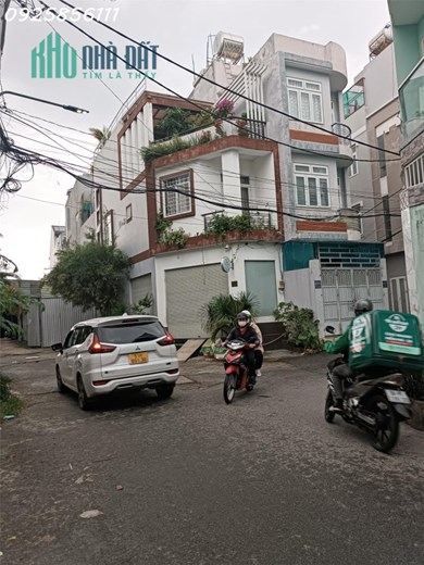 Bán nhà riêng Hiệp Bình Phước Thủ Đức hẻm xe hơi 75 m2 chỉ hơn 5 tỷ HĐT 12 tr