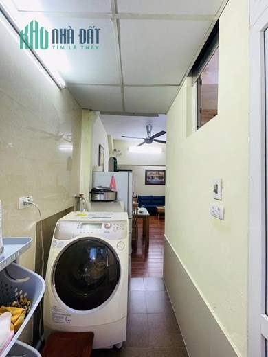 Bán căn hộ tập thể Đài Truyền Hình phố Đại La, Dt 85m, 3 ngủ, 2.8 tỷ.
