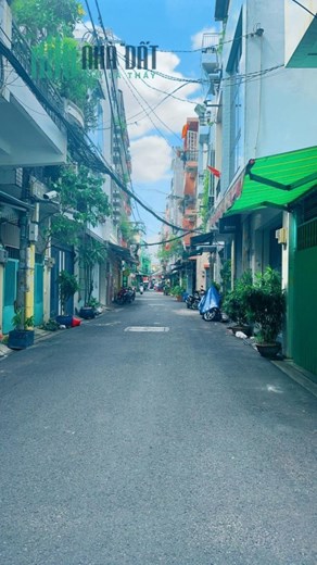 Ngộp Bán Nhà Lạc Long Quân - 44m2 -5 tấm HXH