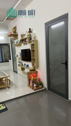 Bán nhà HXH 5m Đình Phong Phú. Ngang 5.5m, nhà đẹp, ở liền