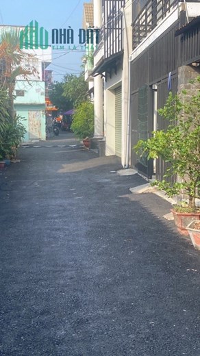 Bán nhà HXH 5m Đình Phong Phú. Ngang 5.5m, nhà đẹp, ở liền