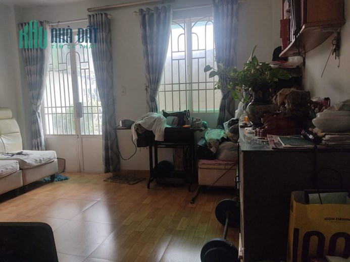 Giảm sâu 700 triệu, bán gấp nhà Bùi Đình Túy, 82m2, 2 tầng, chỉ 6 tỷ 400