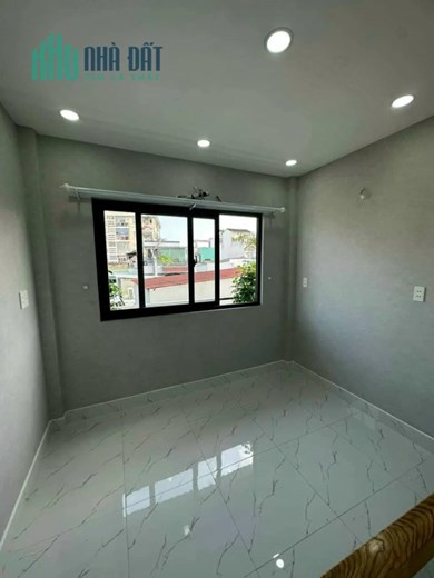 BÀ HOM, Q.6 - 3 TẦNG - 2PN - 15M2 - TIỆN ÍCH BỦA VÂY, HẺM THÔNG TỨ TUNG