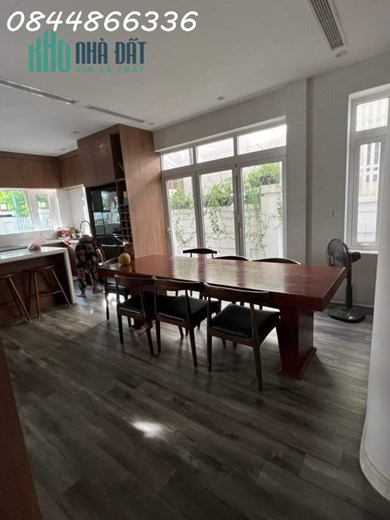 Geleximco Lê Trọng Tấn, biệt thự đẳng cấp, full nội thất, 300m x 4 tầng x 15m mặt tiền, giá 35 tỷ