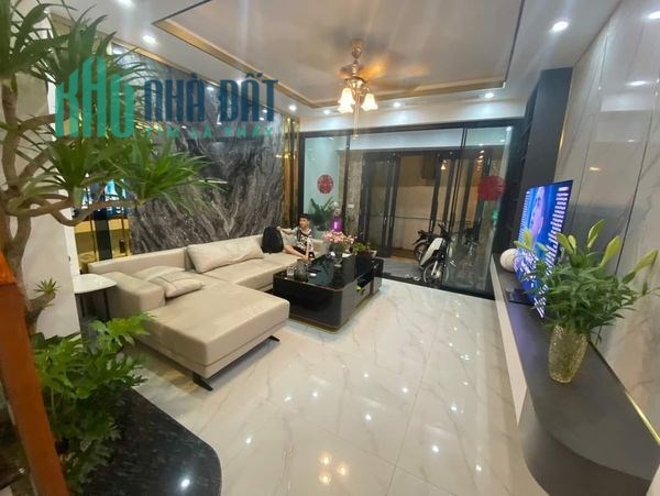 BÁN NHÀ ĐẸP NGUYỄN VĂN HUYÊN CẦU GIẤY, DÂN XÂY, ÔTÔ SÁT NHÀ, GẦN PHỐ, 48M2 CHỈ NHỈNH 6TỶ