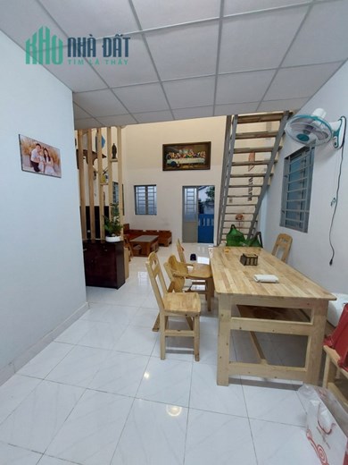 Nhà Tân Quý Tây Bình Chánh , 91m2 ngang 8m SHR chỉ 2Tỷ9
