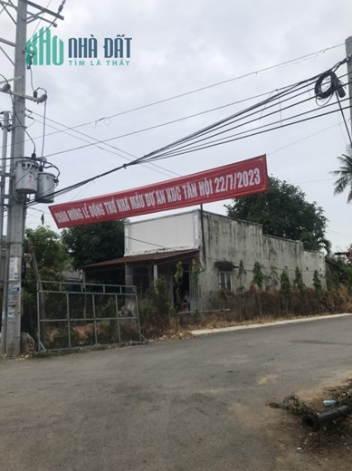Gấp gấp cần bán nhanh lô đất tại KDC Tân Hội đầu TP Ninh Thuận giá 998tr/100m2