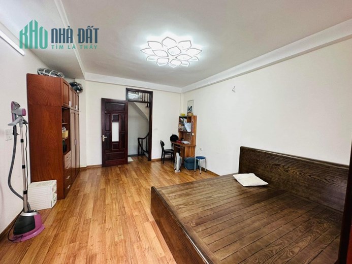 Bán nhà Thanh Nhàn, trước nhà 3m, ngõ thông, kinh doanh, lô góc 35m*5 Tmặt tiền 4.2m.