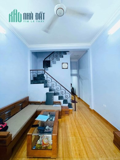 Bán nhà Trần Quang Diệu Dt 46m2 x 3T, giá 4.95 tỷ, vào ở luôn.