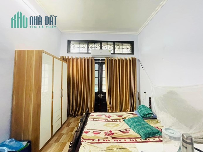 Bán nhà Trần Quang Diệu Dt 46m2 x 3T, giá 4.95 tỷ, vào ở luôn.