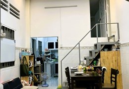 Cho thuê nhà nguyên căn 41m2 1PN đường 4 Linh Xuân