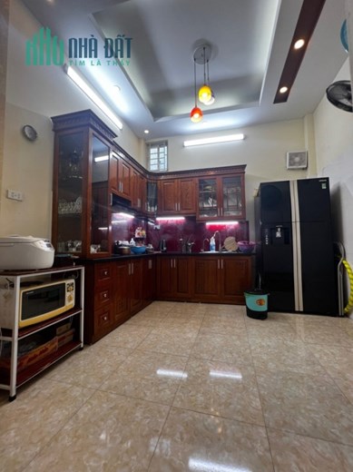 Bán nhà riêng Khương Đình 42m 5 tầng mặt tiền 4m 5 ngủ nhà đẹp ở ngay nhỉnh 4 tỷ  lh 817606560