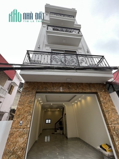 Bán Nhà Vũ Xuân Thiều, 4 tầng mới kính koong, ngõ ô tô, DT 50m2, MT 4m, nhỉnh 4 tỷ