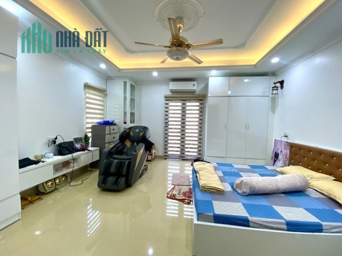 NHÀ MỚI PHỐ ÁI MỘ - LÔ GÓC - FULL NỘI THẤT - Ô TÔ TRÁNH - GẦN 2 HỒ, AN SINH ĐỈNH