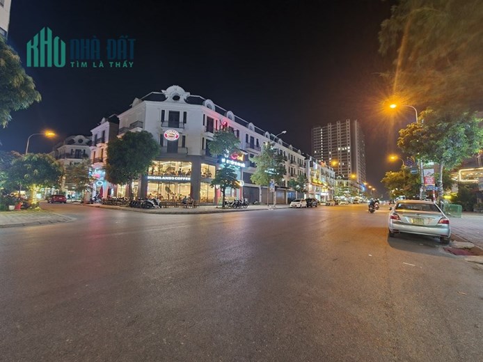 Bán nhà phố kinh doanh dự án East Center Trâu Quỳ, Gia Lâm, Hà Nội. DT sàn 385m2. LH 0989894845