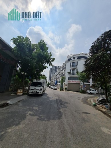 Bán nhà phố kinh doanh dự án East Center Trâu Quỳ, Gia Lâm, Hà Nội. DT sàn 385m2. LH 0989894845