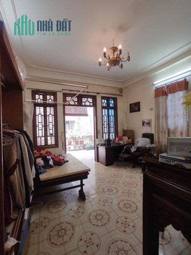 CHÍNH CHỦ BÁN NHÀ 5 TẦNG LẠC LONG QUÂN, CẦU GIẤY DT 91M2