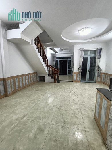 🔥Giá tốt nhà lớn 88m2 3 tầng ngang 5.7m2 chỉ 5.5 tỷ tại Bưng Ông Thoàn, Phú Hữu, Q9