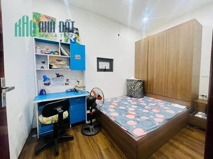 Mua đất tặng nhà 56m2 Yên Lãng, Đống Đa -Lô góc 2 thoáng, Gara ô tô kinh doanh chỉ 7,2 Tỷ