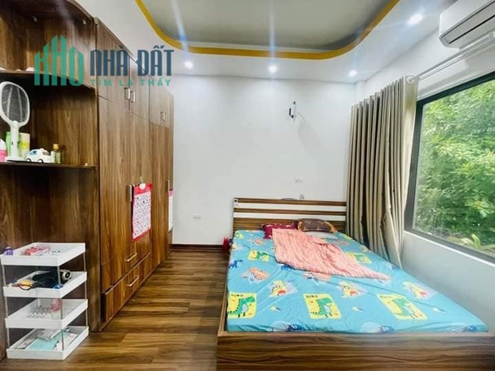 Mua đất tặng nhà 56m2 Yên Lãng, Đống Đa -Lô góc 2 thoáng, Gara ô tô kinh doanh chỉ 7,2 Tỷ