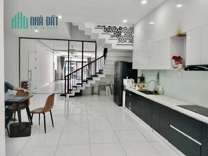 SẬP NẶNG - BÁN NHÀ 3 TẦNG MẶT TIỀN NÚI THÀNH - DIỆN TÍCH KHỦNG - PHÙ HƠP KINH DOANH -LÀM VĂN PHÒNG