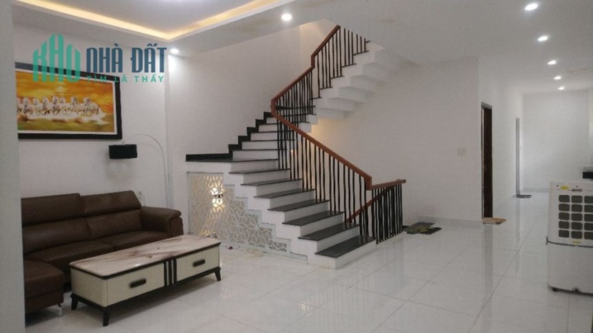 SẬP NẶNG - BÁN NHÀ 3 TẦNG MẶT TIỀN NÚI THÀNH - DIỆN TÍCH KHỦNG - PHÙ HƠP KINH DOANH -LÀM VĂN PHÒNG